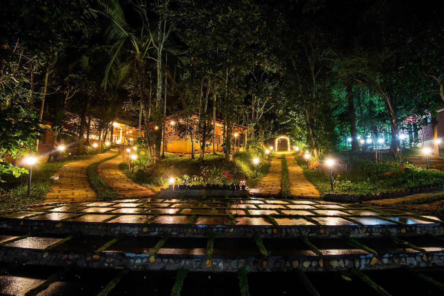 Raindrops Resorts Wayanad Sultan Bathery Esterno foto