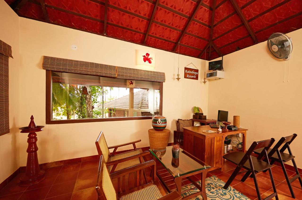 Raindrops Resorts Wayanad Sultan Bathery Esterno foto