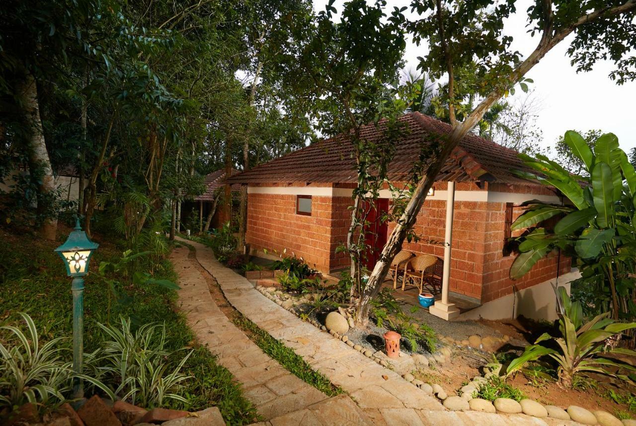 Raindrops Resorts Wayanad Sultan Bathery Esterno foto